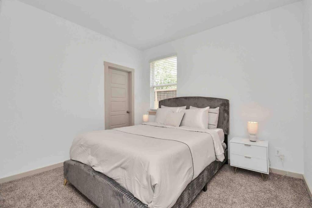 4Bedroom Escape - Near Med Center With Backyard هيوستن المظهر الخارجي الصورة
